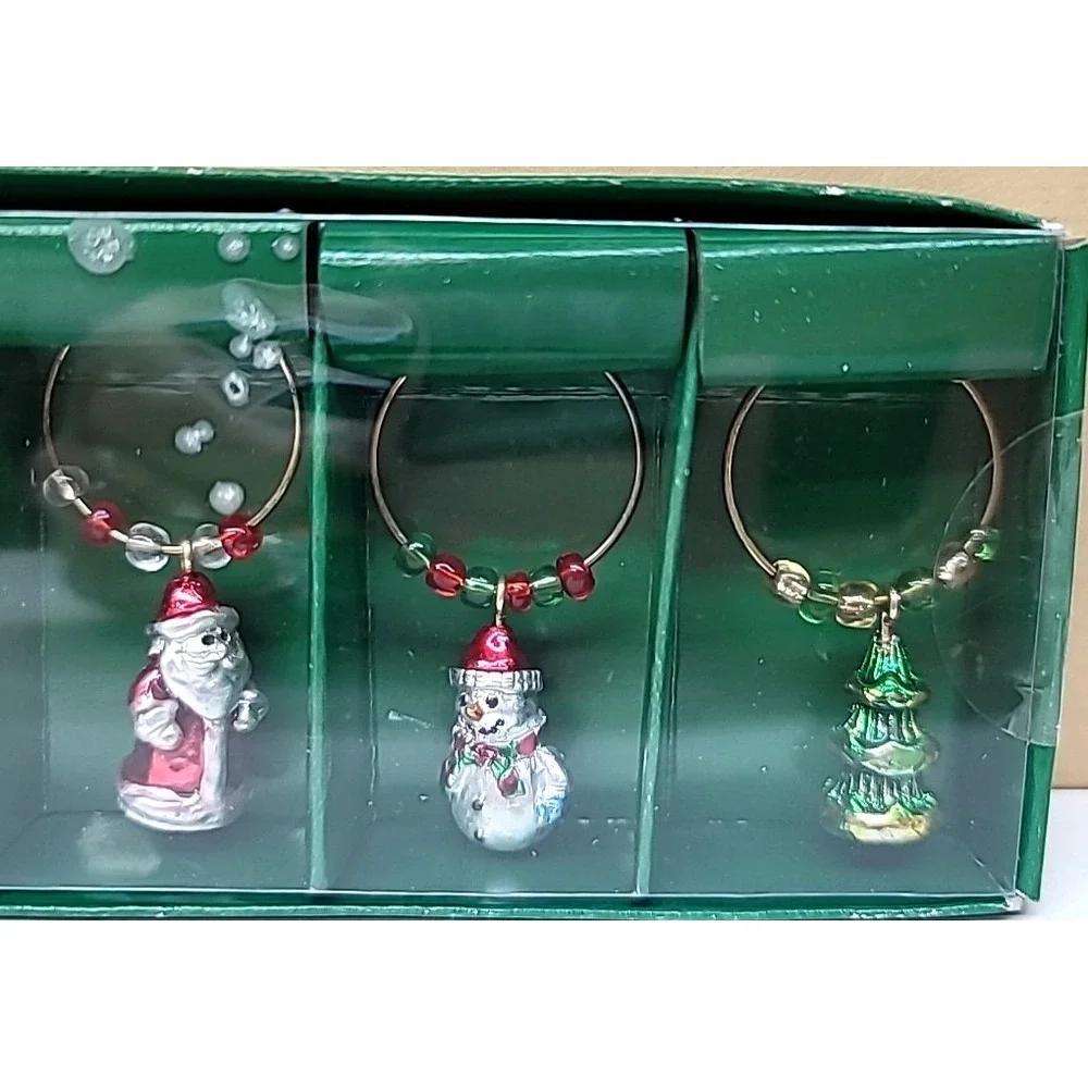 Boston Warehouse 6 pc Christmas Wine Glass Markers/Charms-Tree/Snowman/Santa